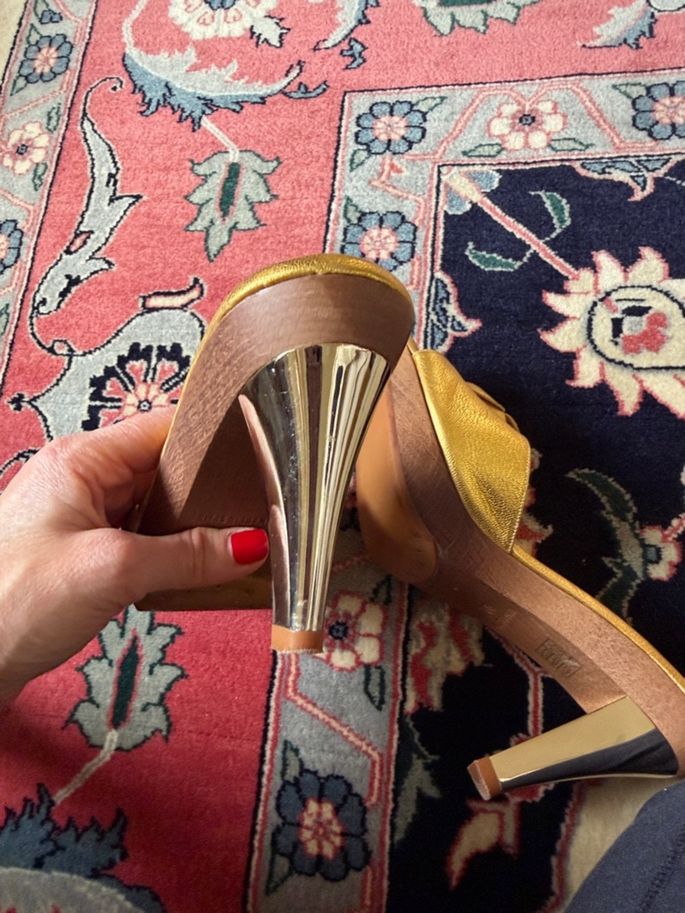 Yves Saint Laurent Vintage Gold Womens Slide Sandals with Rosette Accent size 36 - Picture 6 of 13